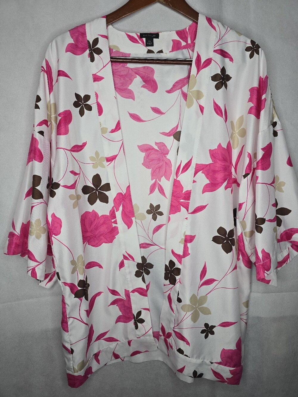 Ann Taylor Open Kimono Topper White Pink Floral Wide 3/4 Sleeve Mid Length M/L